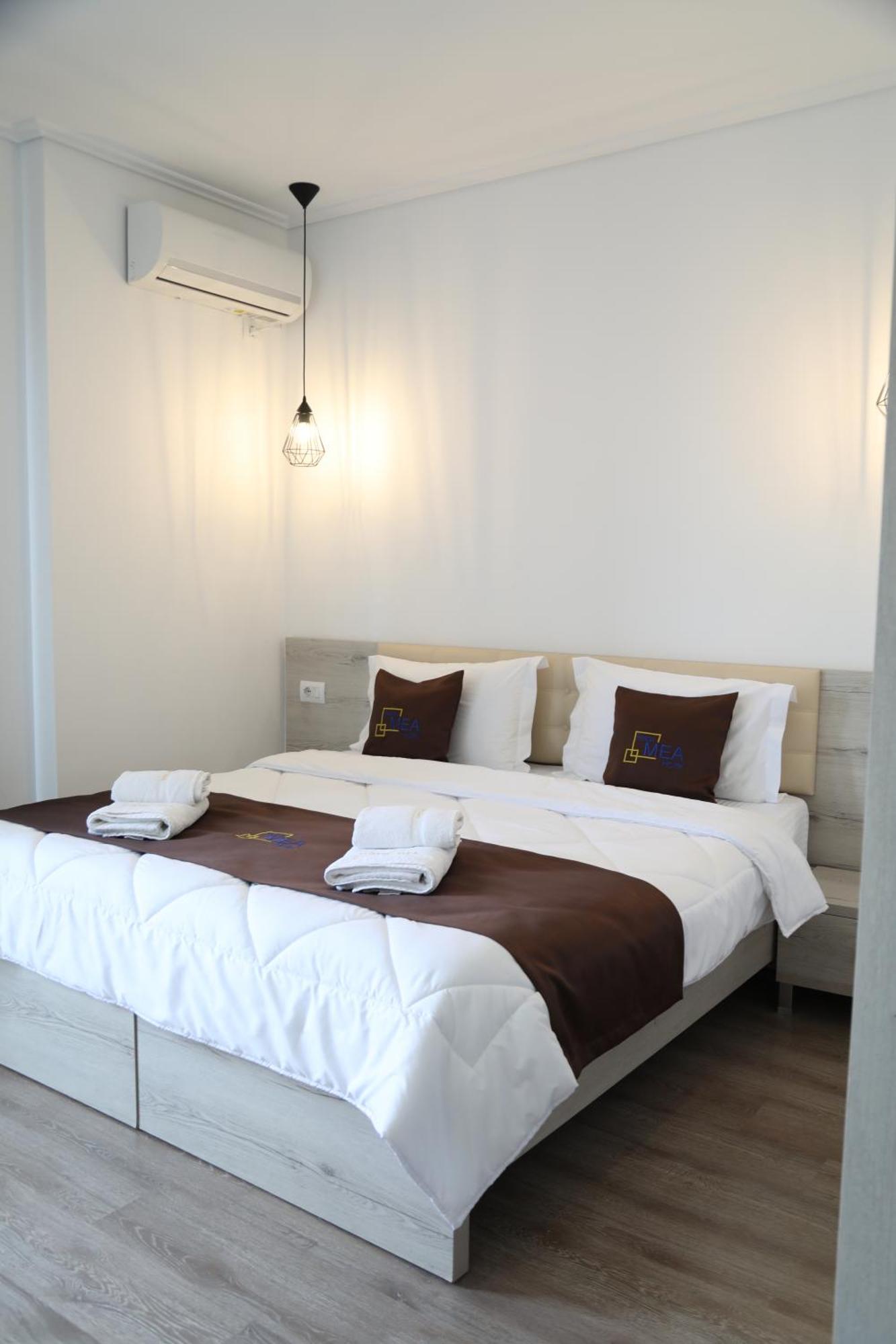 Relax Mea Hotel Sarandë Esterno foto
